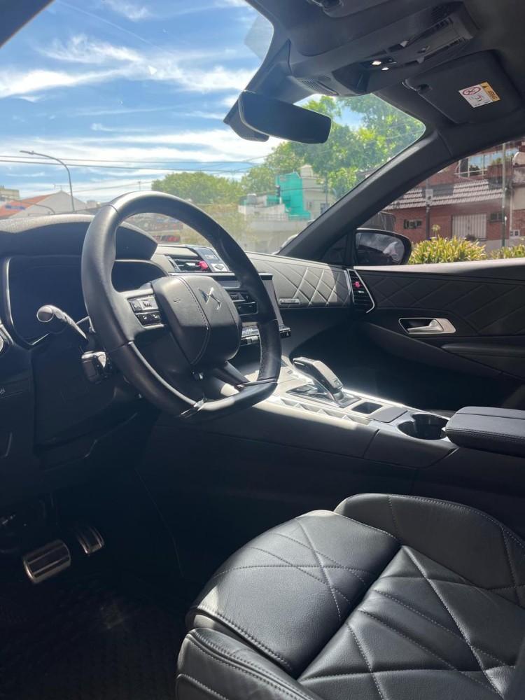 DS Automobiles 7 Crossback Rivoli — foto 9